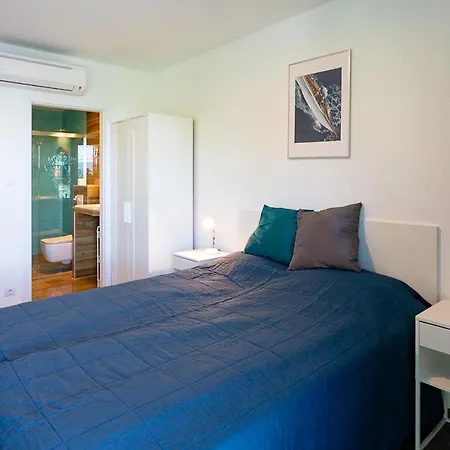 Διαμέρισμα Marina