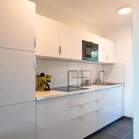 Marina * Balatonszárszó