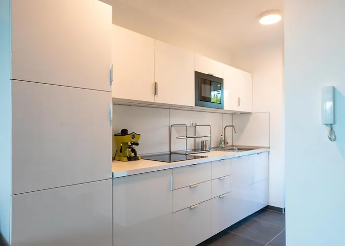 Marina * Balatonszárszó