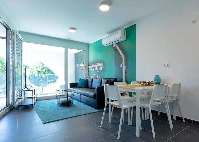 Marina * Balatonszárszó